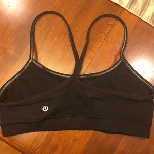 Black lululemon sports bra